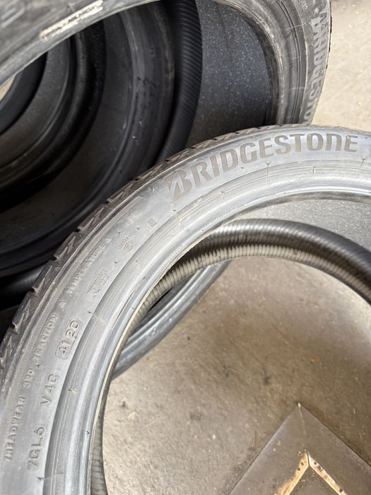 4 Anvelope Vara 255/40/20 cu 285/35/20 Bridgestone 2020