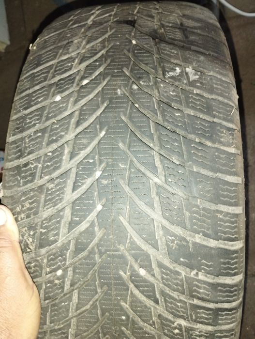 Genti cu anvelope BMW