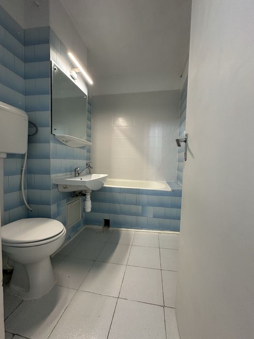 Inchiriez garsoniera in Tractorul,Pet Friendly