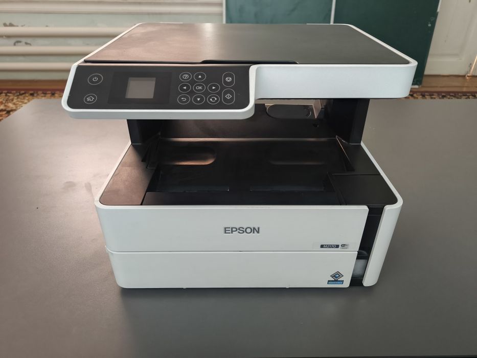 Epson M2170 МФУ 1/3 deyarli yangi