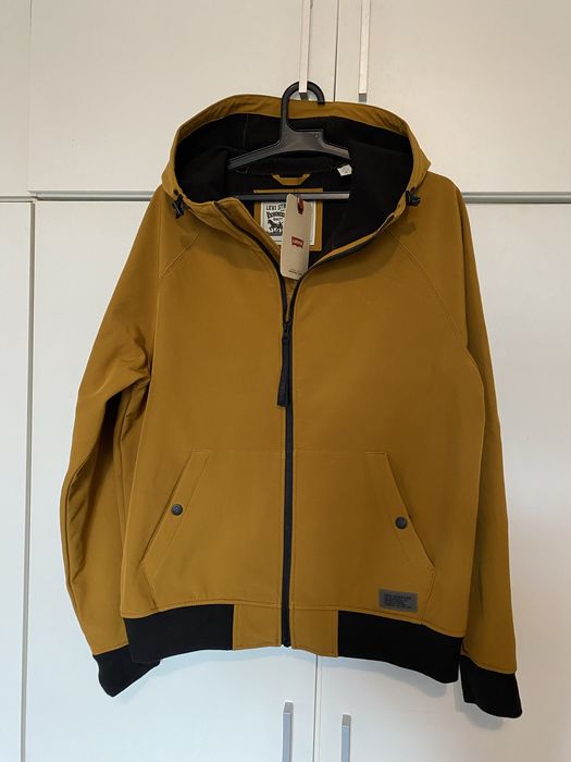 Geaca de ploaie Levi’s cu gluga