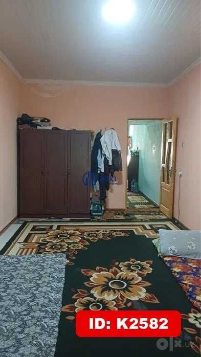 Arzon narxda srochna sotiladi 1xonalik Sharq 1 tarafda