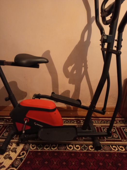 Тренажёр спортивный