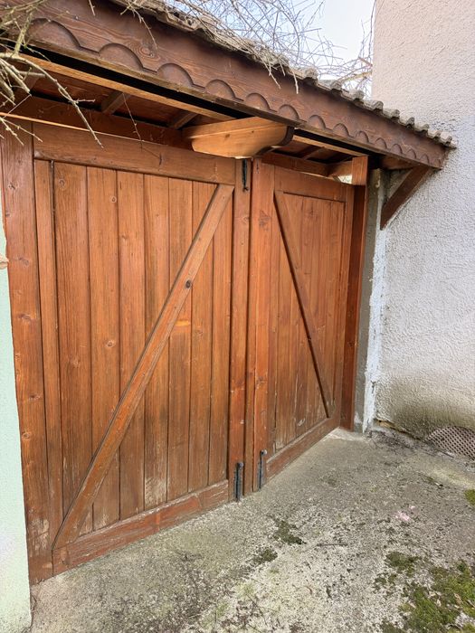 Двуетажна къща в с. Габарево