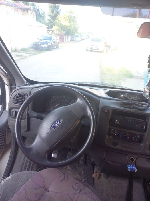 Ford Tranzit 2.4