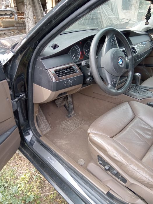 Vând piese auto pentru BMW E60 E61 2.5d an 2006