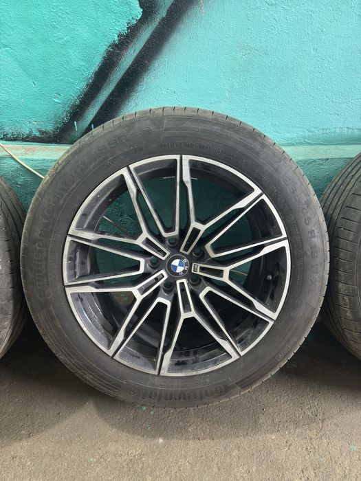 Продам диски с резиной R19