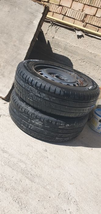 Шини летни две штук
