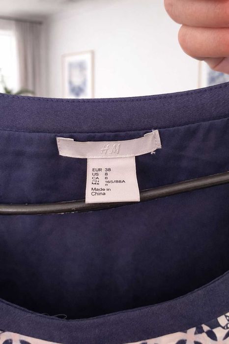 синя дамска рокля права средна дъжина офис модел луксозна h&m райе рае