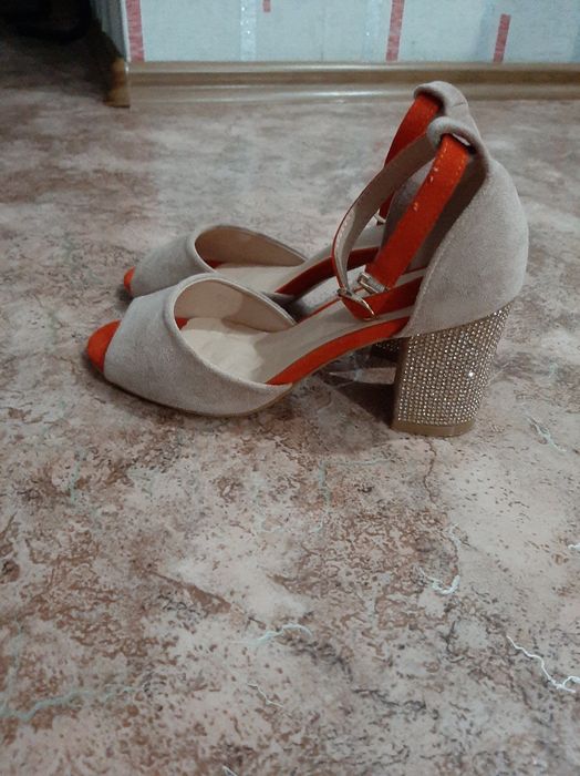 Продам жен обувь