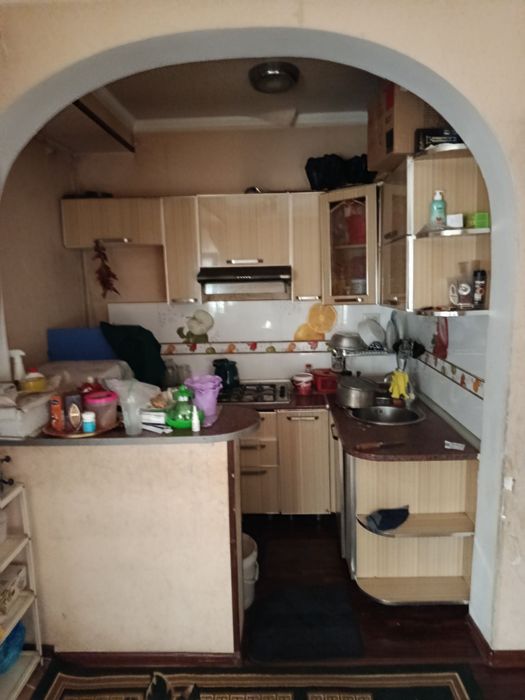 Продаётся квартира на Куйлюк массив 4
