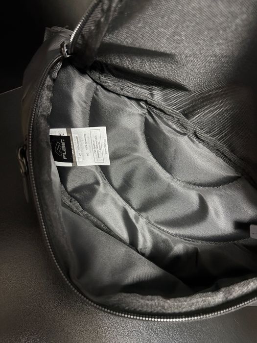 Flair Мъжка Чантичка За Кръст