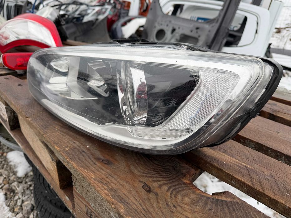Фар Volvo V60/S60