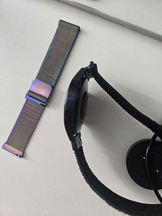 Продам оригинал Huawei GT2