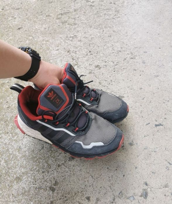 Маратонки adidas 44,5