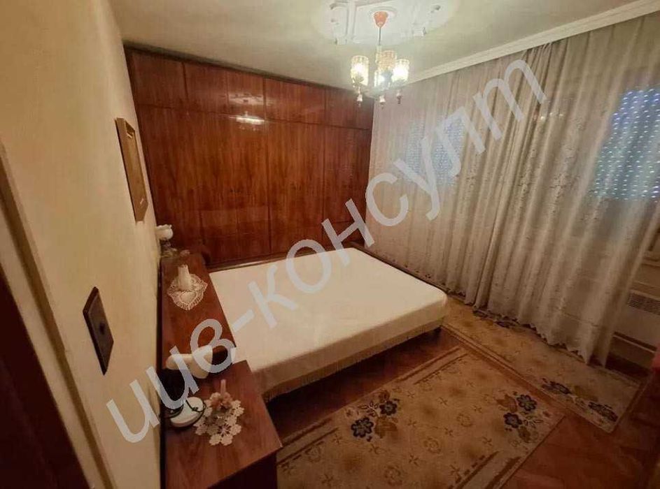 Продава се Тристаен апартамент в Велико Търново, Бузлуджа - 108 кв.м за 723 €/кв.м - Снимка #3