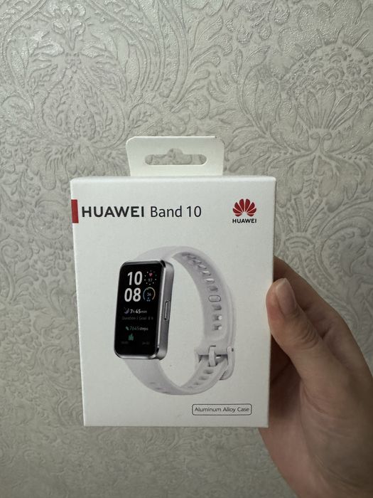Фитнес браслет HUAWEI Band 10