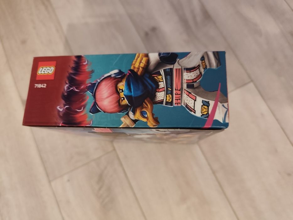 LEGO Ninjago: Marea dragonita Rontu 71842, 8 ani+, 561 piese