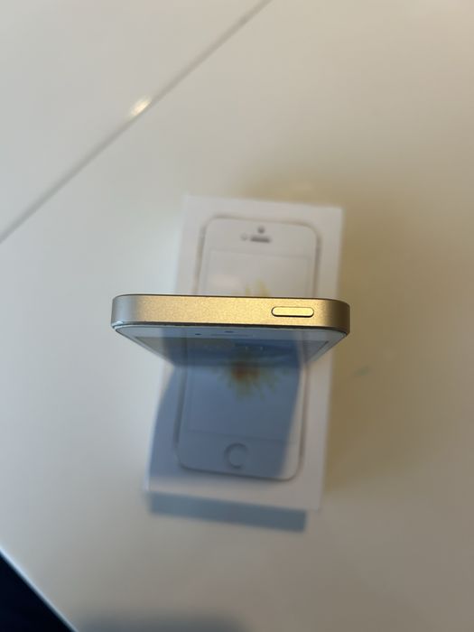 Iphone SE GOLD 32 gb