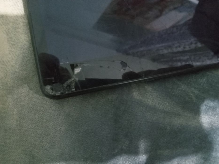 Самсунг tab A сатылады