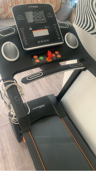 Продам беговую дорожку