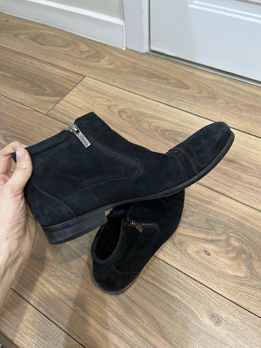 Замшевые ботинки челси