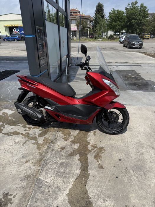 Хонда PCX скутер 125cc