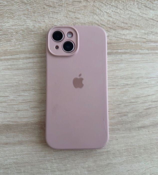 Продам Iphone 15 pink 256 Гб и чехлы