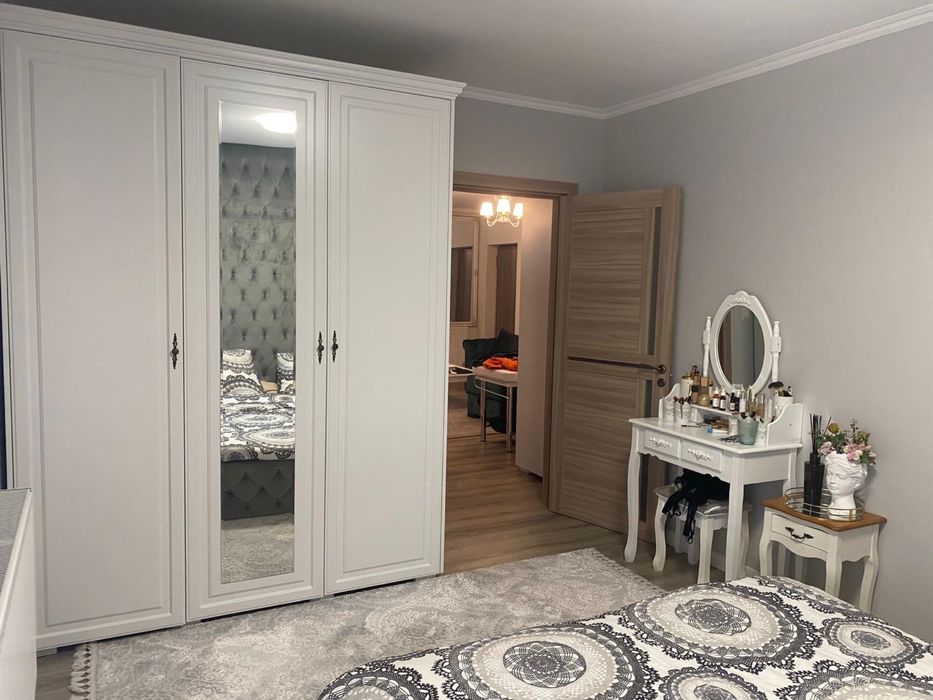 Apartament de inchiriat