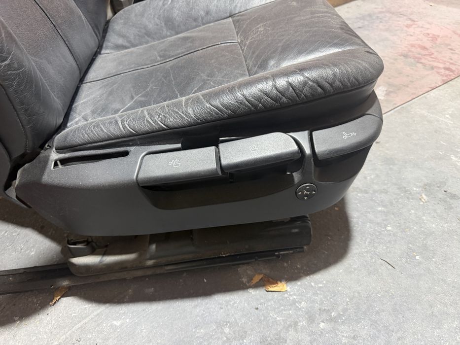 Пасажерска седалка е39