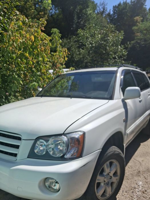 Продам Toyota Highlander