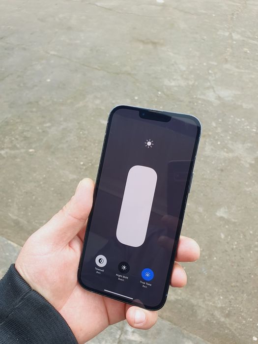 Iphone 13 pro max. No sim bypass qilingan