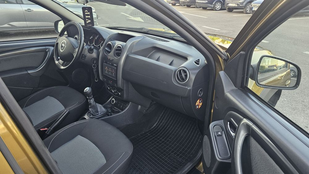 Dacia duster 1.5d 110cp. 4x4 prestige