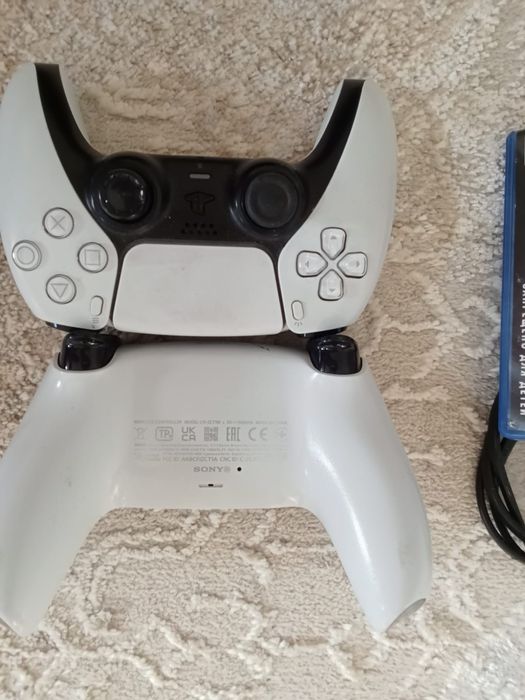 Срочно продам Плейстейшн 5