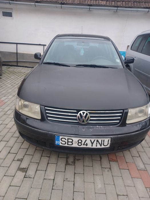 VOLKSWAGEN Passat 2000 — imagine 1