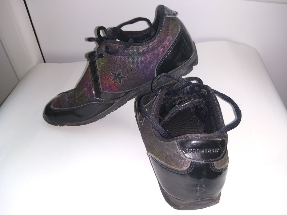 Маратонки Convers