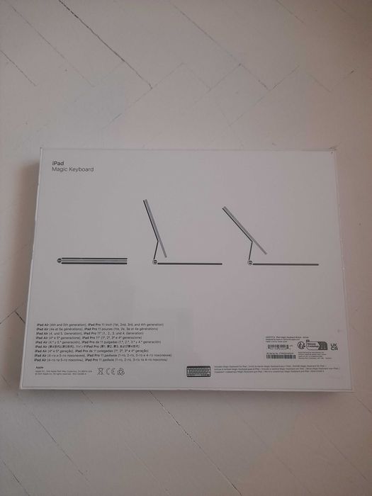 Magic Keyboard pentru iPad 12,9”