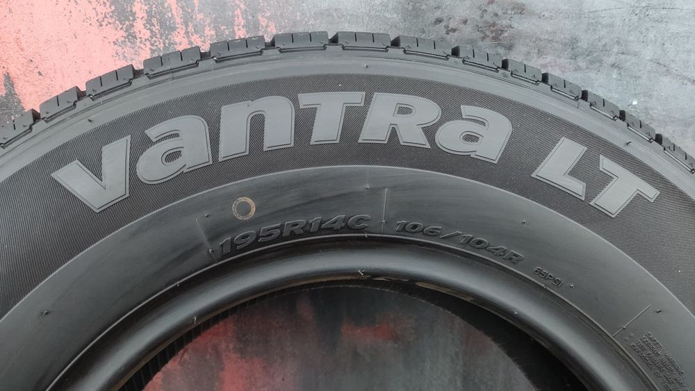 2бр. бусови гуми 195/R14C Hankook Vantra LT
dot23
8.64
Гумите са във с