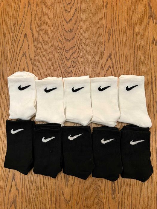 Set 5 perechi șosete Nike – la alegere (alb/negru) – Noi