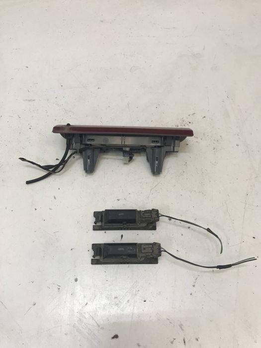 Lampa lampi stop frana auxiliar numar Opel Corsa D Astra H Originale