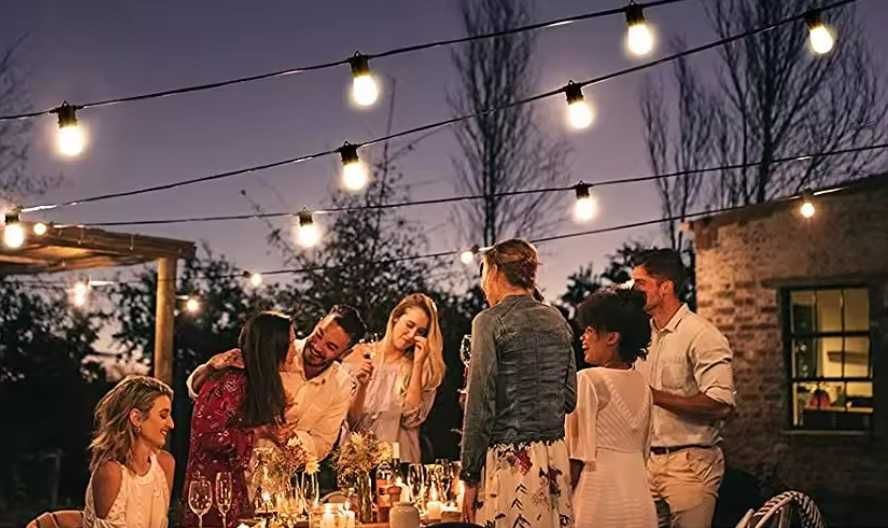 Ghirlandă 15M cap rotund si agatatoare pe fiecare dulie, 2 bec rezerva