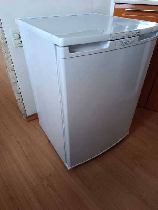 Морозильник Бирюса