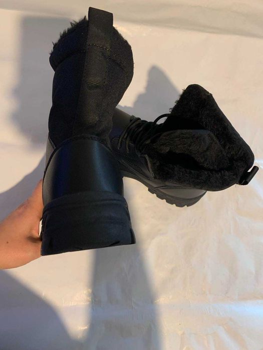 Bocanci  imblaniti  de dama   pentru anotimpul rece