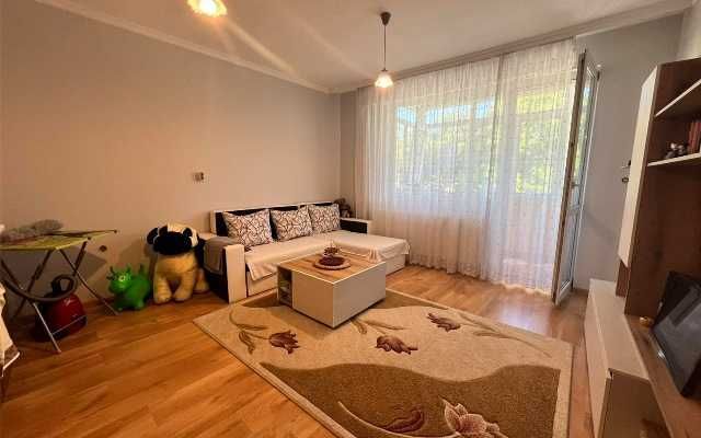 Продава се Двустаен апартамент в Търговище, Център - 50 кв.м за 1459 €/кв.м - Снимка #2
