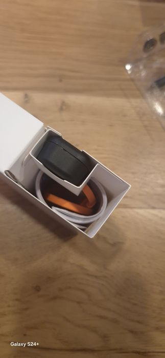 Căști Wireless JBL Tune Flex 2 - Noi, la cutie cu accesorii