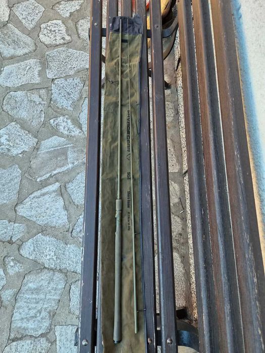 Комплект въдица и макара за щука и бяла риба. Savage gear SG4 SG8