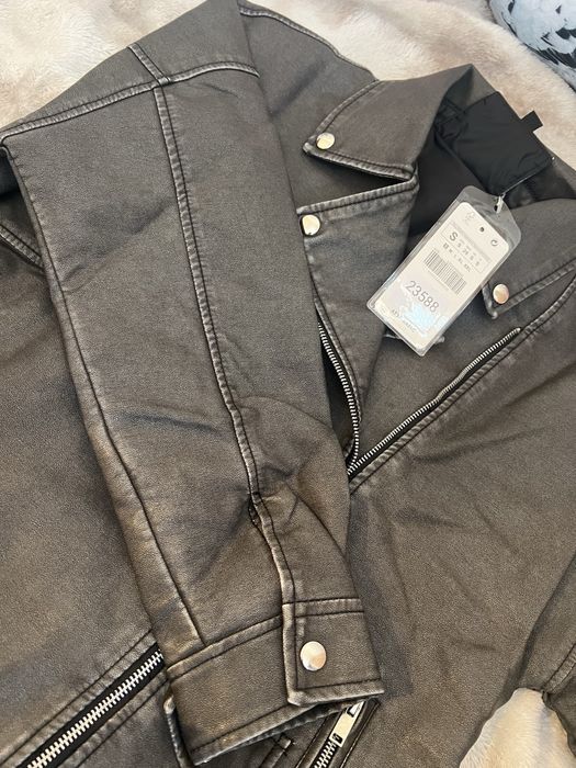 Продам новую кожанку