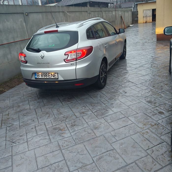 Vând Renault Megane 1.5 2011