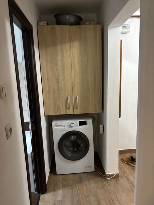 Inchiriez apartament cu 2 camere zona obcini