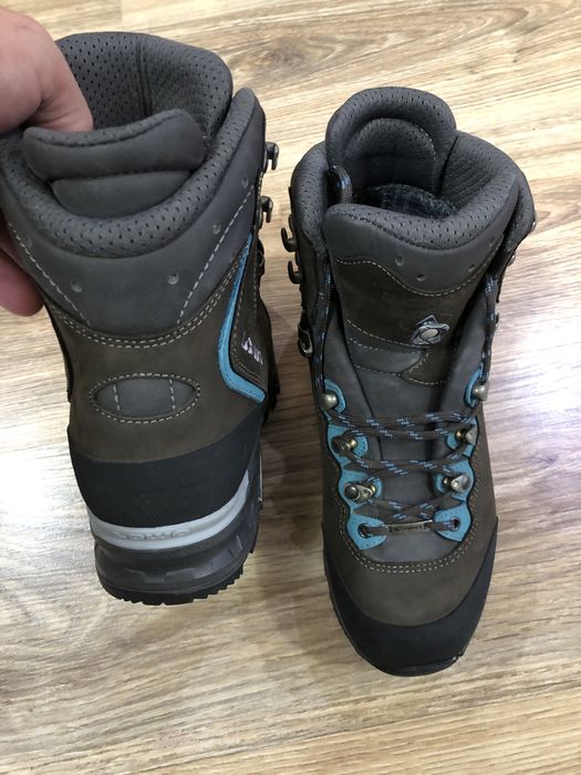 Туристически обивки Lowa